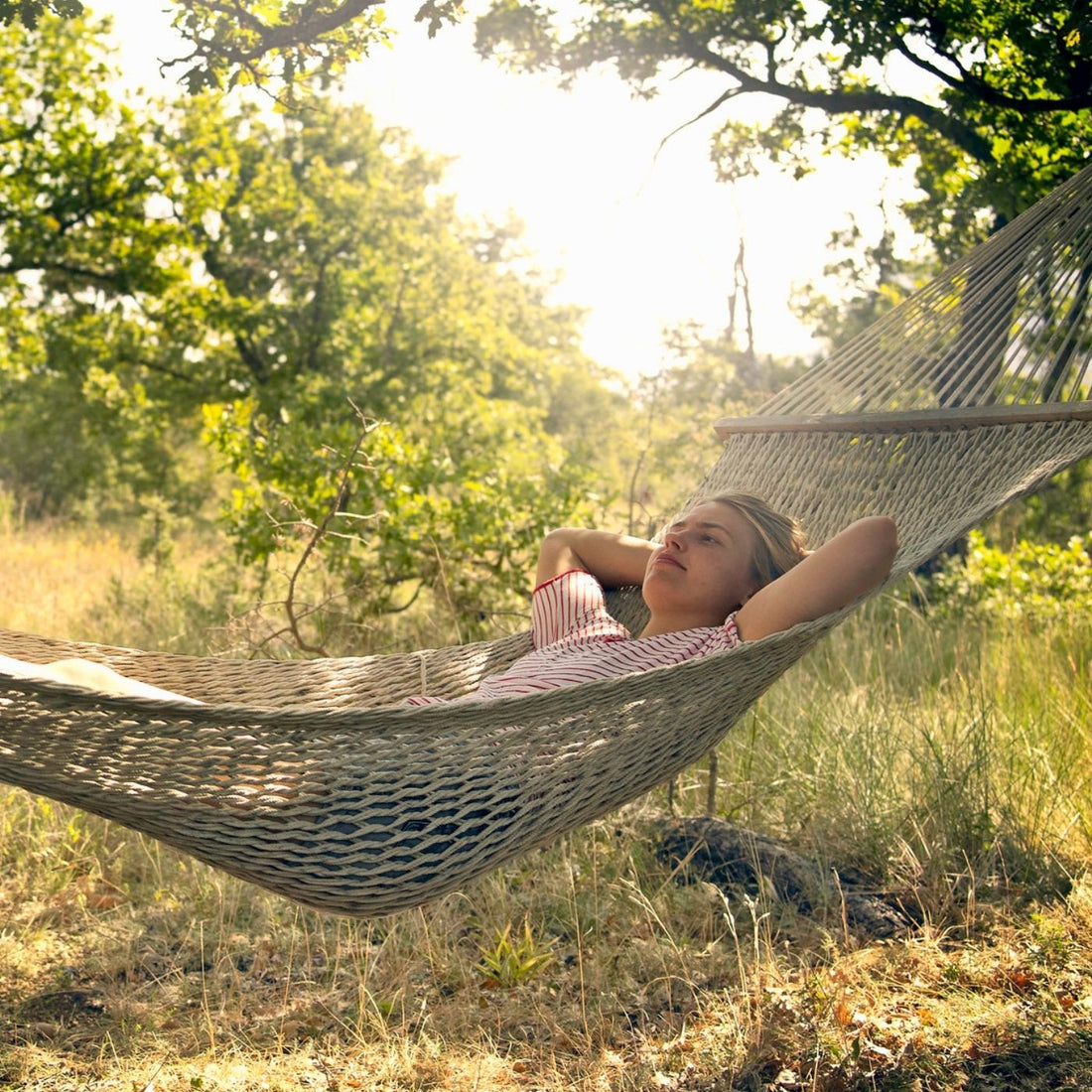 A Destress Meditation: Pause. Breathe. Check-In With Yourself